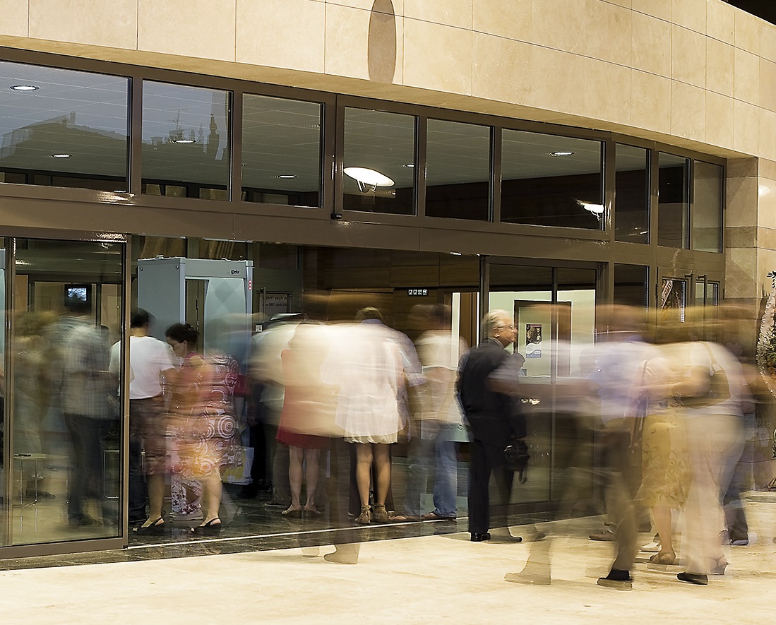 puertas automaticas peatonales pedestrian automatic doors gates