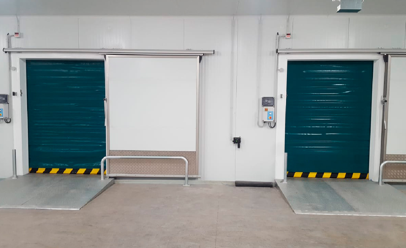 puerta rápida para cámara de conservación hasta 0º con lona verde