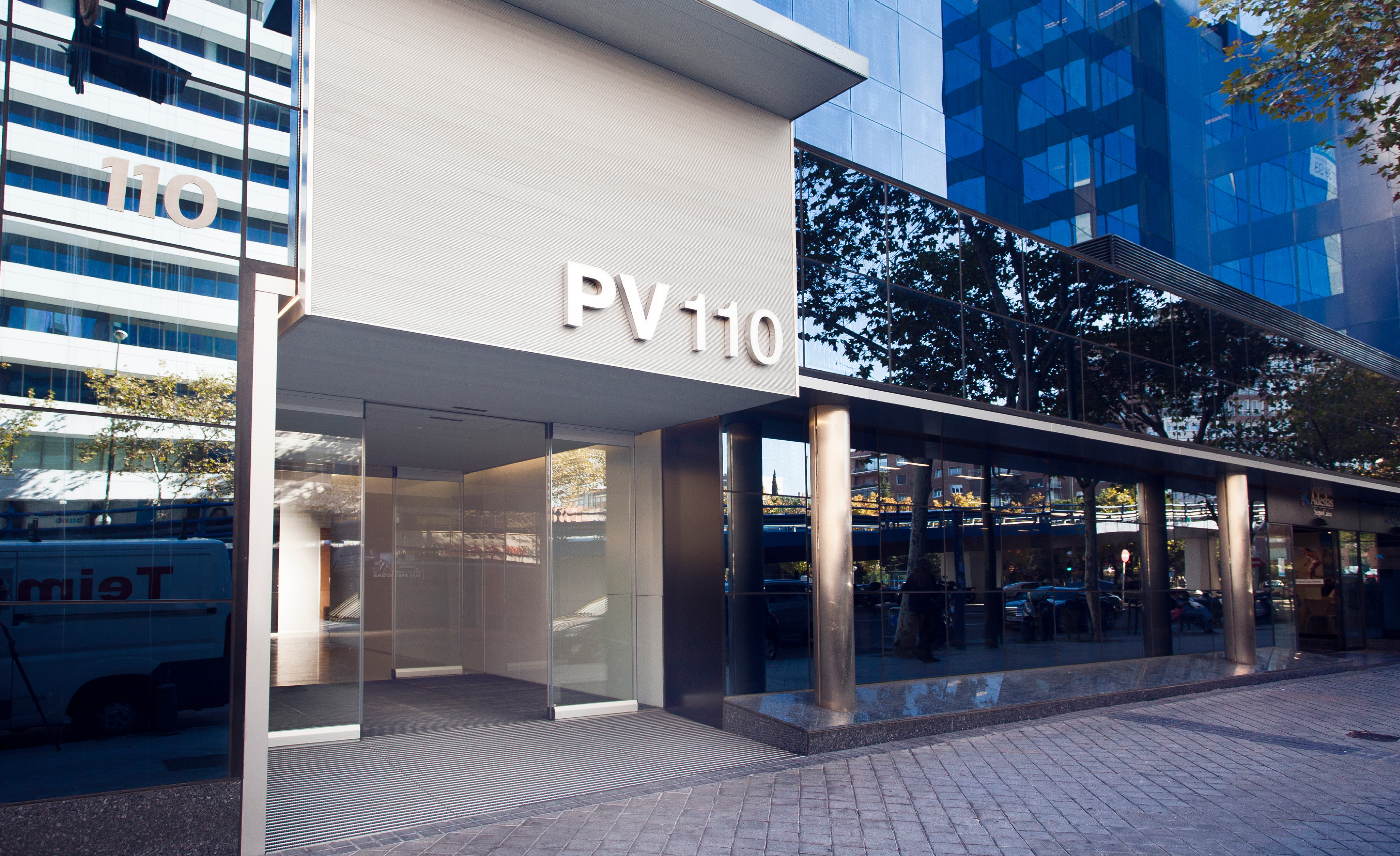 puerta-corredera-antipanico-exterior