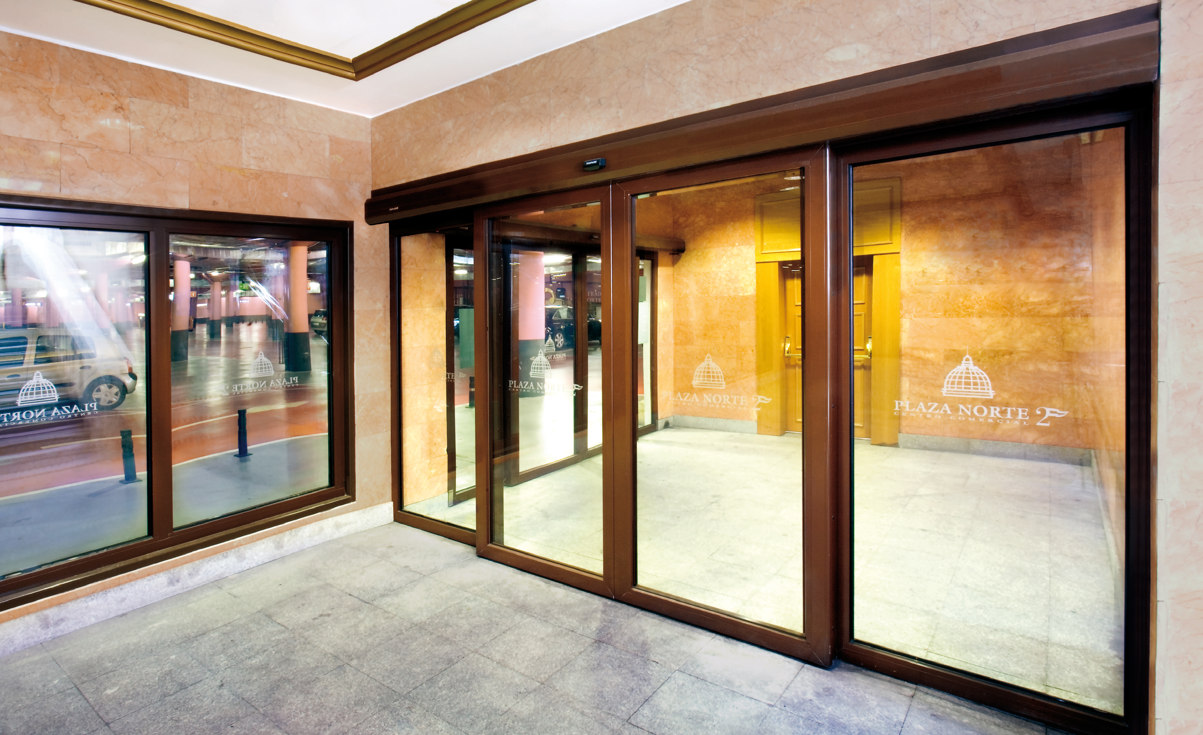 puerta-corredera-cortafuego-hotel