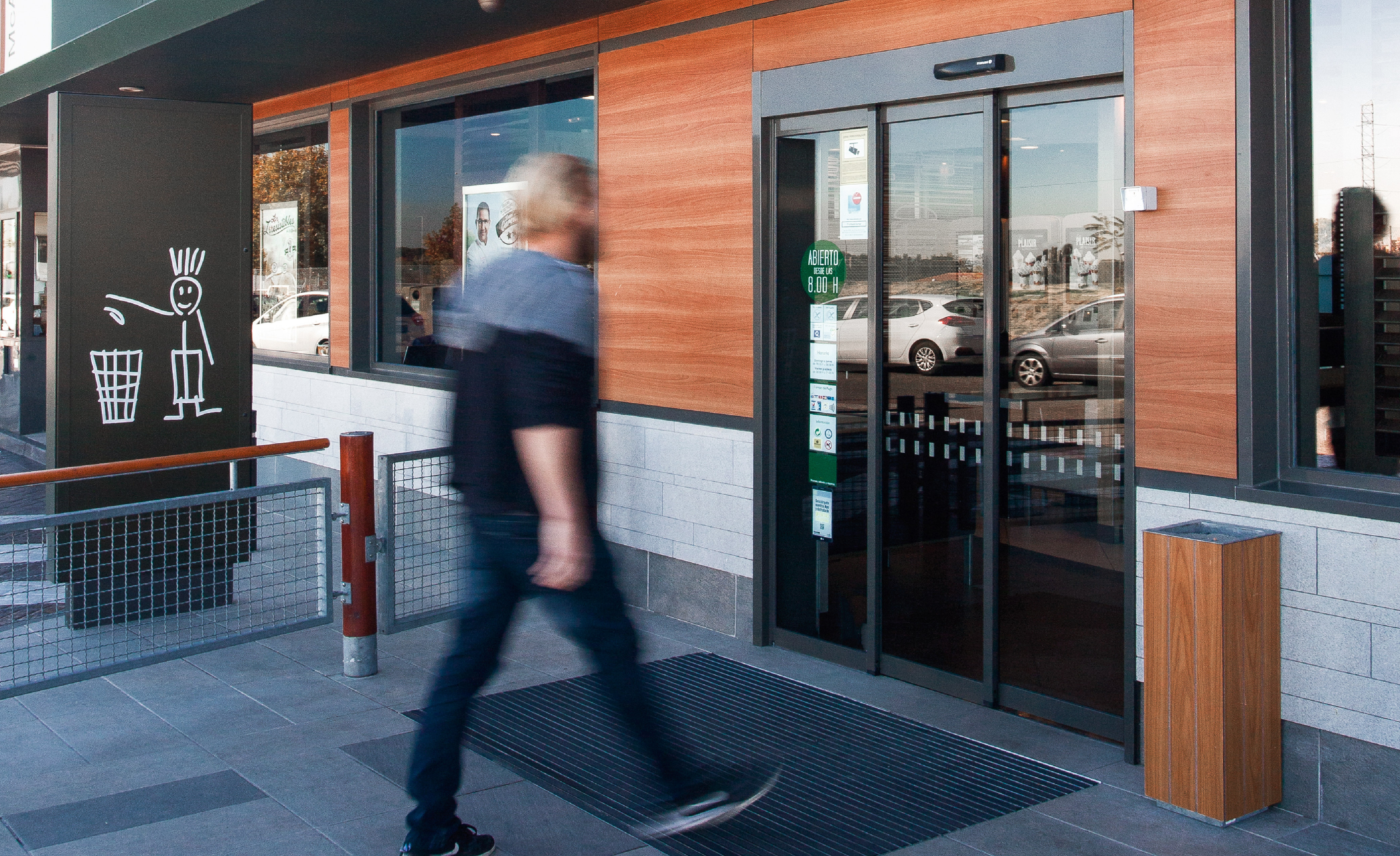 puerta-telescopica-comercio-2