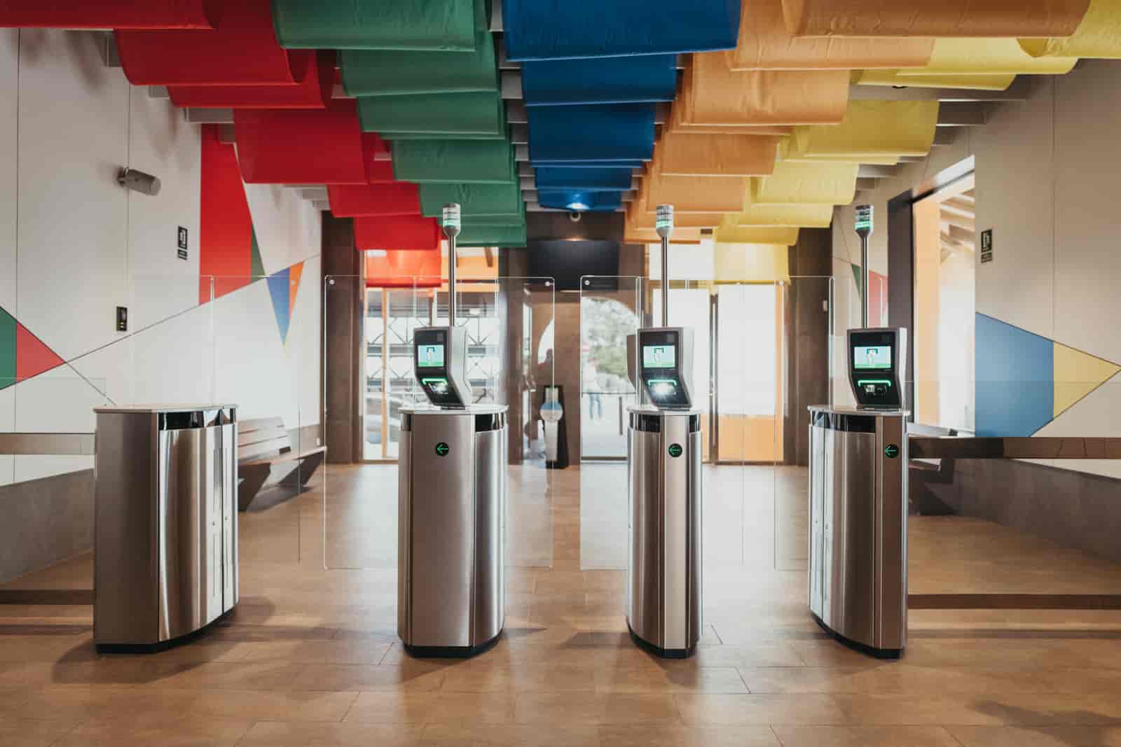 puertas automaticas centros de ocio