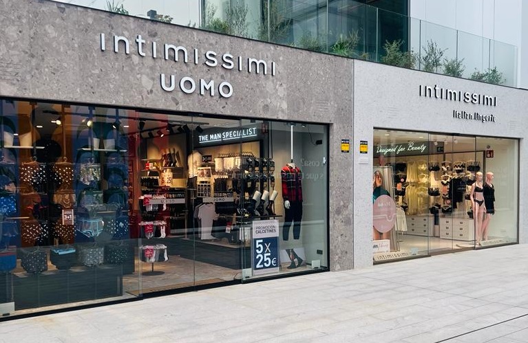 puertas automaticas tiendas centro comercial caleido